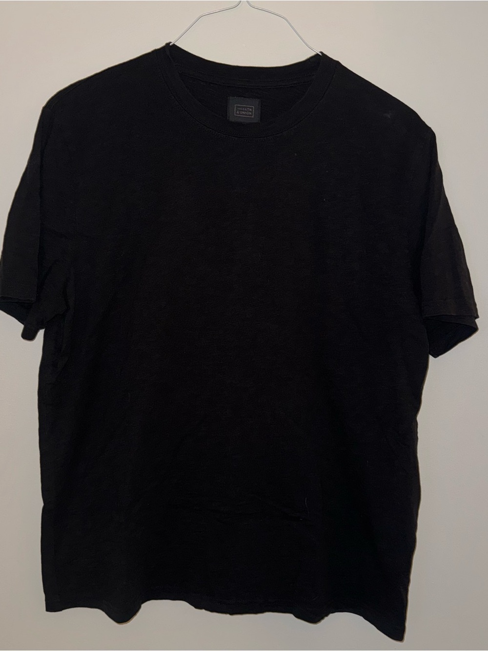 14th & Union Men’s Classic Black Crewneck T-Shirt